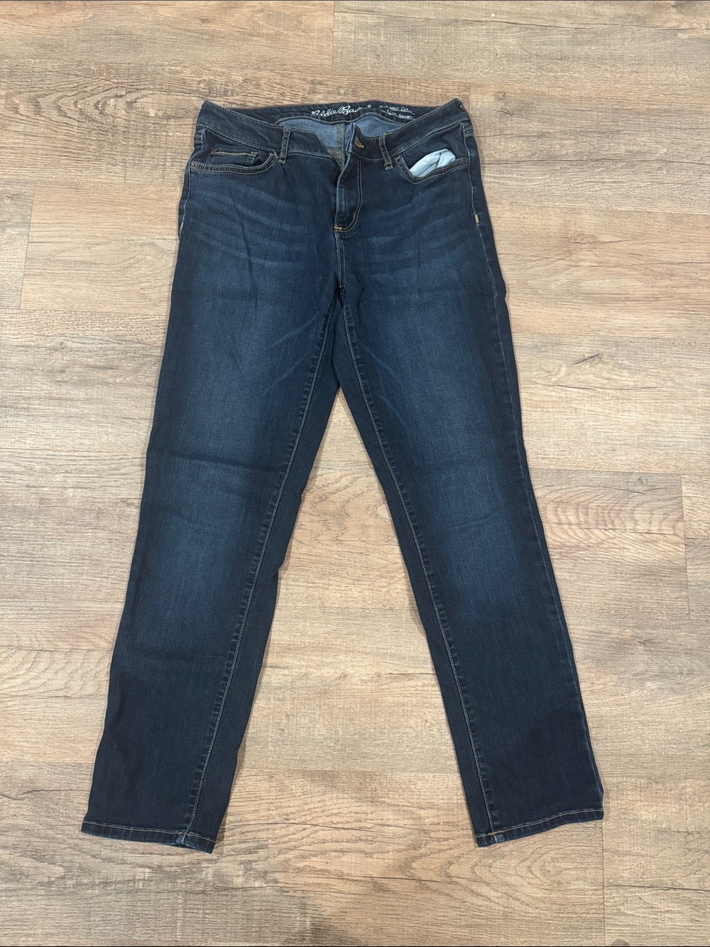 Eddie Bauer Women's Dark Blue Straight-Leg Jeans